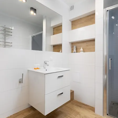 Fanaberia By Renters Apartment *